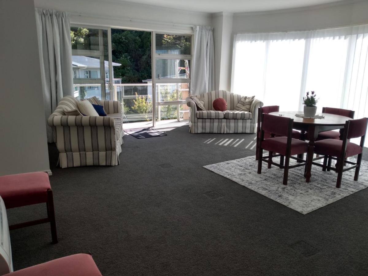 Quiet Location With View And Public Transport Apartment Wellington Luaran gambar