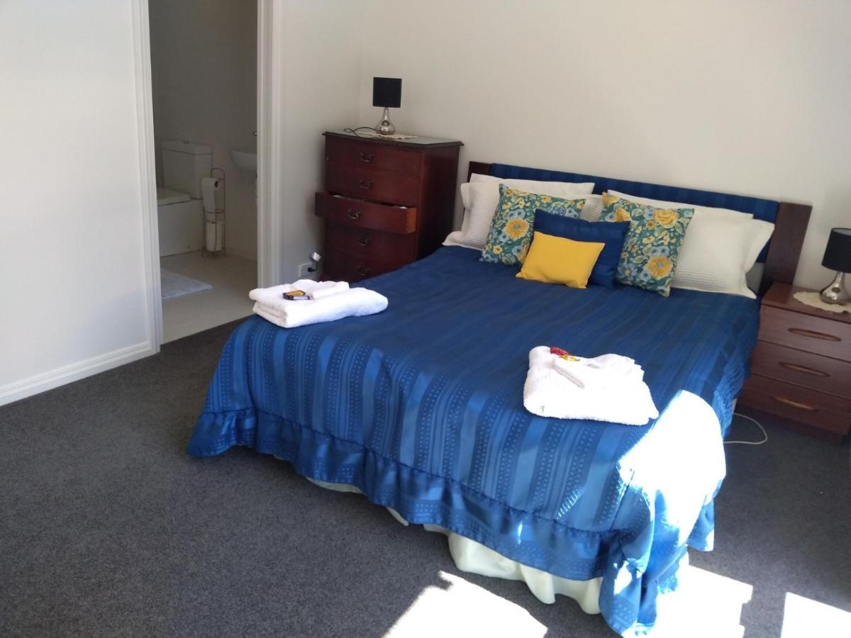 Quiet Location With View And Public Transport Apartment Wellington Luaran gambar